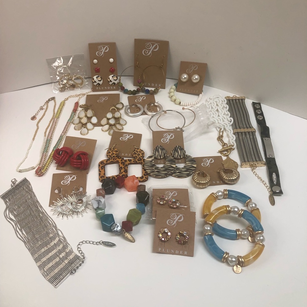 Plunder Jewelry Bundle 24 Pieces Resellers Bundle